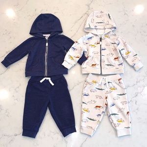 EUC Set of 2 Carter’s Fleece Lined Sweatsuits- navy and multi animals (9m)
